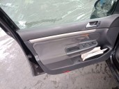 volkswagen golf v berlina (1k1) del año 2007
