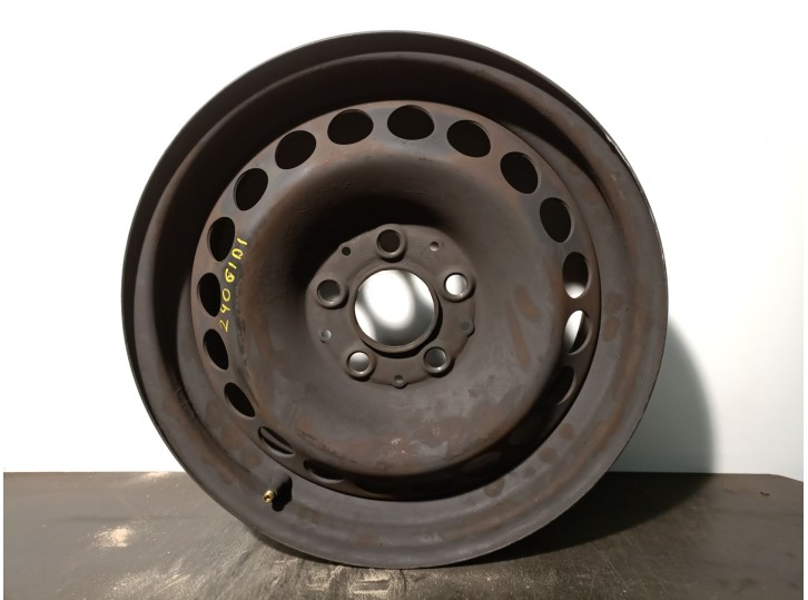 Recambio de llanta para mercedes-benz clase c (w203) berlina 1.8 cat referencia OEM IAM 2034000002 R156JX15H2ET31 