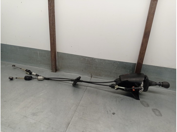 Recambio de palanca cambio para renault master iii furgon ma / fm9t / myb23061a3t0 2.3 diesel referencia OEM IAM 349012637R  