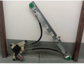 Recambio de elevalunas delantero izquierdo para renault master iii furgon ma / fm9t / myb23061a3t0 2.3 diesel referencia OEM IAM