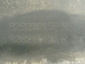 Recambio de moldura para renault master iii furgon ma / fm9t / myb23061a3t0 2.3 diesel referencia OEM IAM 828211696R  