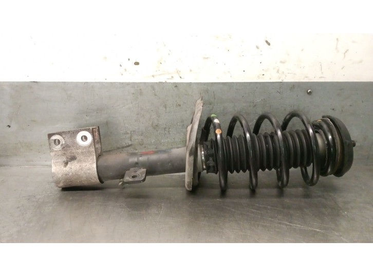 Recambio de amortiguador delantero izquierdo para peugeot 308 confort referencia OEM IAM 520805 520805 