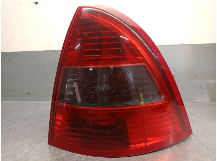 Recambio de piloto trasero derecho para citroën c5 berlina 2.0 hdi cat (rhr / dw10bted4) referencia OEM IAM 89034070 6351V3 