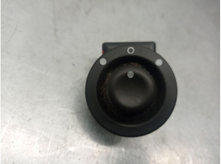 Recambio de mando retrovisor para renault master iii furgon ma / fm9t / myb23061a3t0 2.3 diesel referencia OEM IAM 255704649R 