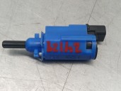 Recambio de interruptor para renault master iii furgon ma / fm9t / myb23061a3t0 2.3 diesel referencia OEM IAM 253251679R 