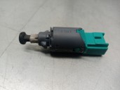 Recambio de interruptor para renault master iii furgon ma / fm9t / myb23061a3t0 2.3 diesel referencia OEM IAM 253250007R  