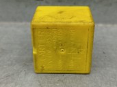 Recambio de rele para renault master iii furgon ma / fm9t / myb23061a3t0 2.3 diesel referencia OEM IAM 7700844253  