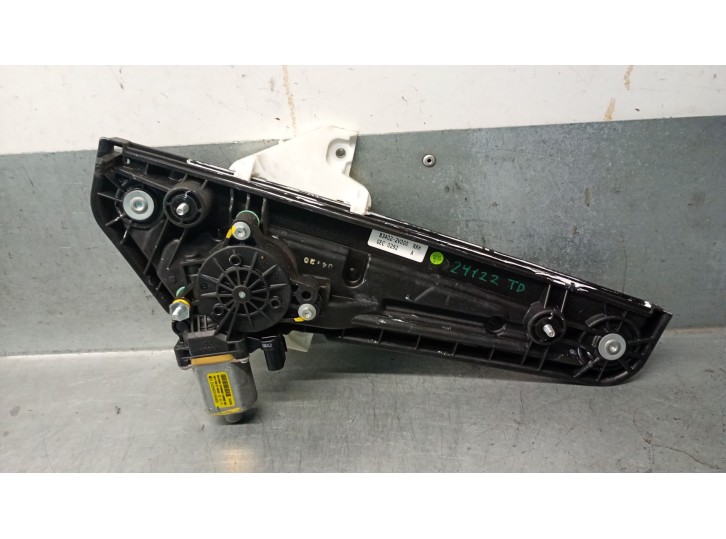 Recambio de elevalunas trasero derecho para hyundai veloster (fs) 1.6 gdi referencia OEM IAM 834022V000 834022V000 