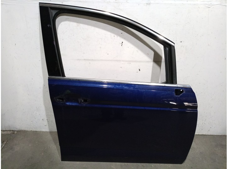 Recambio de puerta delantera derecha para volkswagen touran (5t1) 1.4 tsi referencia OEM IAM 5TA831056AE 5TA831056AE 