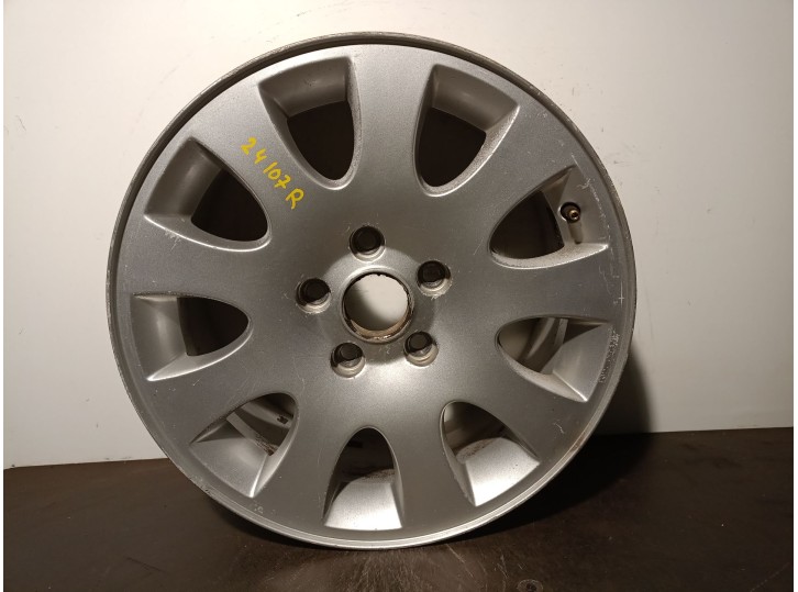 Recambio de llanta para audi a6 berlina (4b2) 2.5 v6 24v tdi referencia OEM IAM 4B0601025K R167JX16H2ET45 