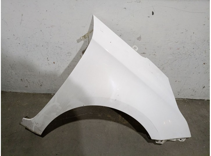 Recambio de aleta delantera derecha para kia carens iv 1.7 crdi referencia OEM IAM 66321A4000 66321A4000 