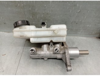 Recambio de bomba freno para renault master iii furgon ma / fm9t / myb23061a3t0 2.3 diesel referencia OEM IAM 03350890491 