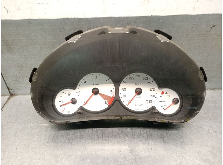 Recambio de cuadro instrumentos para peugeot 206 berlina 1.4 hdi referencia OEM IAM 9656696280 6106Y6 