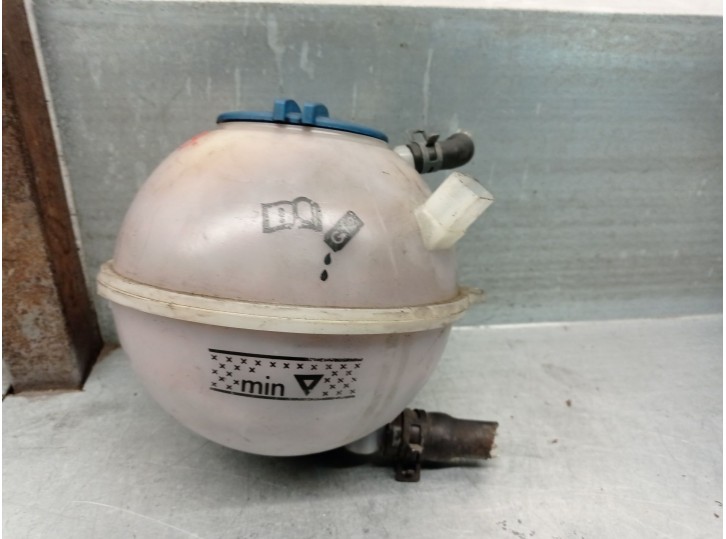 Recambio de deposito expansion para seat leon (1m1) 1.9 tdi referencia OEM IAM 1J0121403B 1J0121403B 373249103