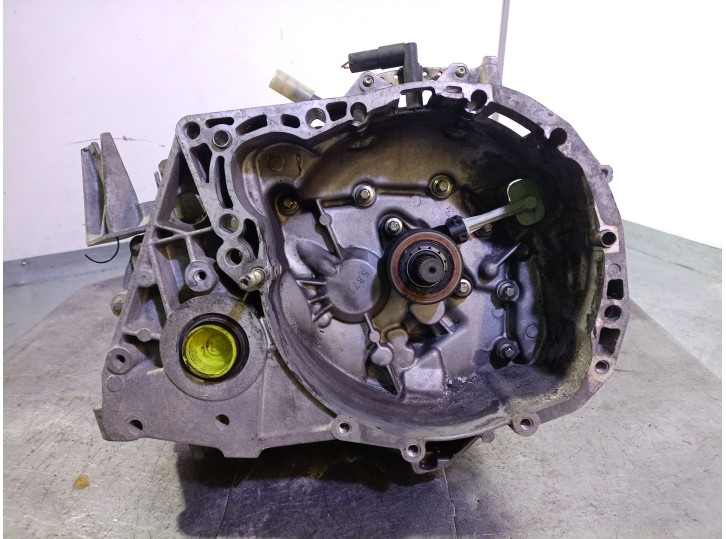 Recambio de caja cambios para renault megane ii berlina 3p 1.6 16v referencia OEM IAM JH3142 7701723232 