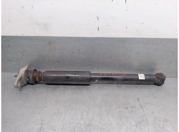 Recambio de transmision trasera derecha para kia carens iv 1.7 crdi referencia OEM IAM 55310A4250 55310A4250 SACHS