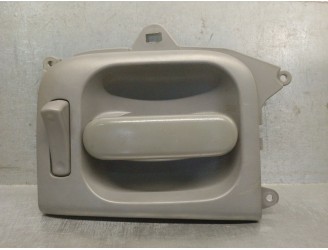 Recambio de maneta interior trasera derecha para kia carnival ii 2.9 crdi cat referencia OEM IAM K53A72330 0K53A7233044 