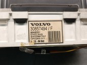 Recambio de cuadro instrumentos para volvo s40 berlina 1.8i referencia OEM IAM 30857494F 8251224 