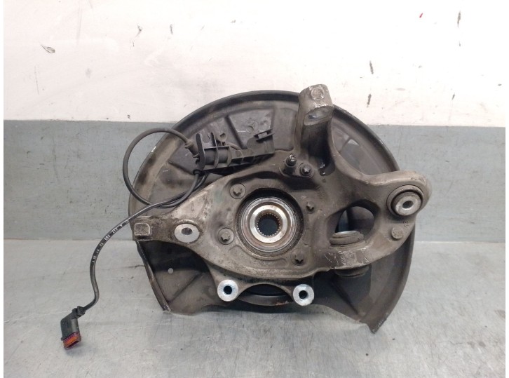 Replacement rear left steering knuckle for Mercedes-Benz E-Class (W212) E 350 BlueTEC OEM IAM reference A2123500141 A212350014