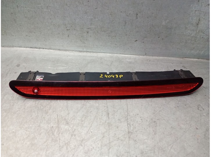 Recambio de luz central de freno para volkswagen touran (5t1) 1.4 tsi referencia OEM IAM 3CN945087 3CN945087 