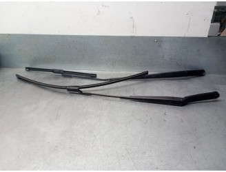 Recambio de brazo limpia delantero derecho para volkswagen touran (5t1) 1.4 tsi referencia OEM IAM 5TB955410B 5TB955410B 