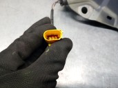 Recambio de bisagra capot para volkswagen touran (5t1) 1.4 tsi referencia OEM IAM 5TA823302D 5TA823302D 