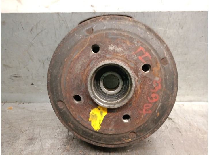 Recambio de mangueta trasera izquierda para peugeot 205 berlina 1.8 diesel referencia OEM IAM 161A 161A 