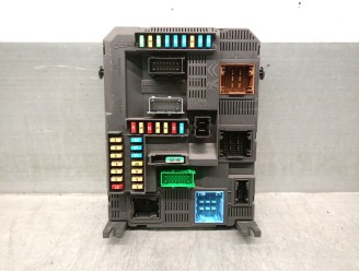 Recambio de caja reles / fusibles para peugeot 2008 i (cu_) 1.6 bluehdi 120 referencia OEM IAM 9807532080  20170104 VALEO