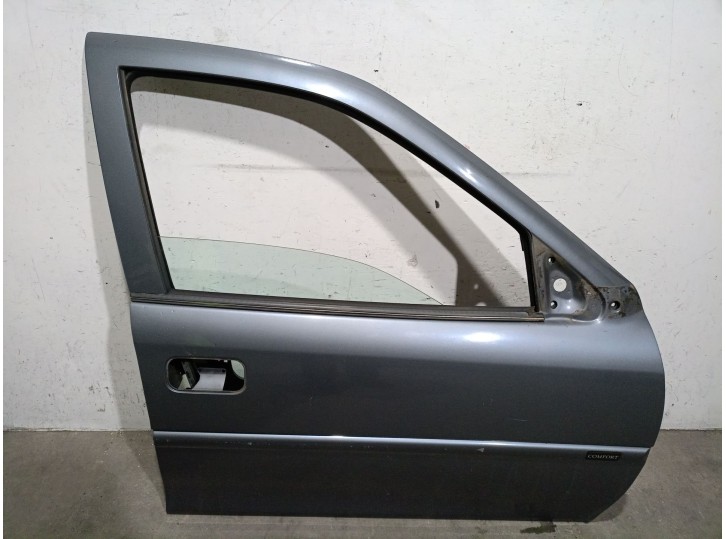 Recambio de puerta delantera derecha para opel vectra b berlina 2.0 dti referencia OEM IAM 124580  