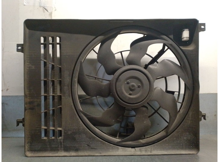 Recambio de electroventilador para renault laguna ii (bg0) 1.9 dci diesel referencia OEM IAM 7701049658 7701049658 