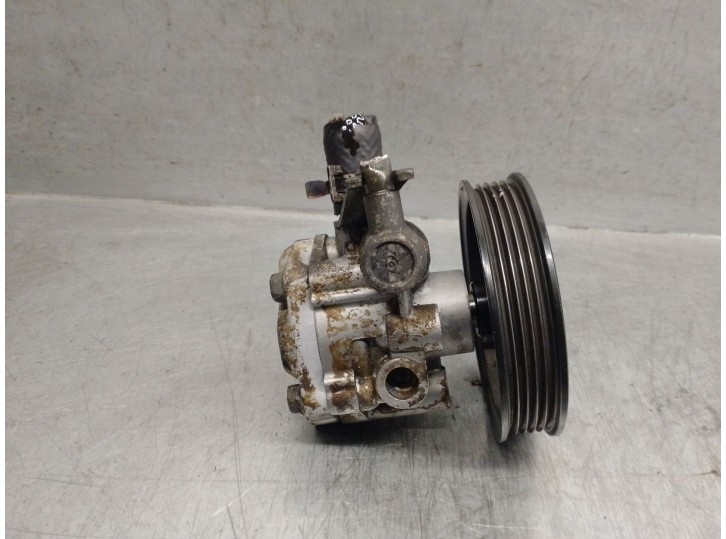 Recambio de bomba servodireccion para kia carnival ii 2.9 crdi cat referencia OEM IAM 0K55232600D 0K55232600D 