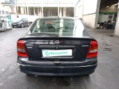 opel astra g berlina del año 2004
