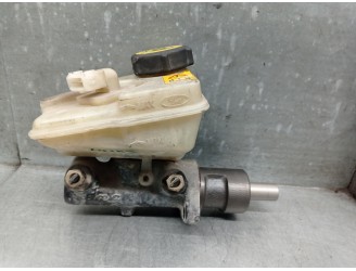 Recambio de bomba freno para ford mondeo berlina 2.0 16v cat referencia OEM IAM 3350882301 6974960 