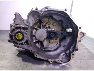 Recambio de caja cambios para volvo s40 berlina 1.8i referencia OEM IAM KF5M421F8A6 8251099 30613577