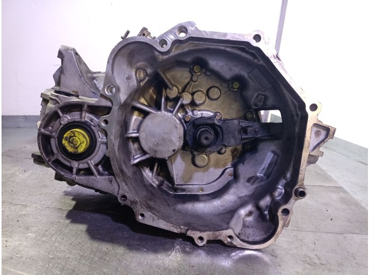 Recambio de caja cambios para volvo s40 berlina 1.8i referencia OEM IAM KF5M421F8A6 8251099 30613577