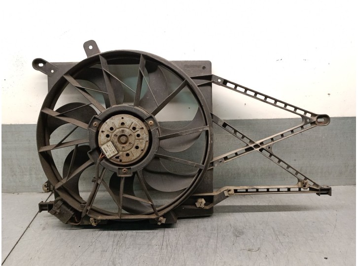 Recambio de electroventilador para opel zafira a 1.8 16v referencia OEM IAM 24431825 24431825 0130303245 BOSCH