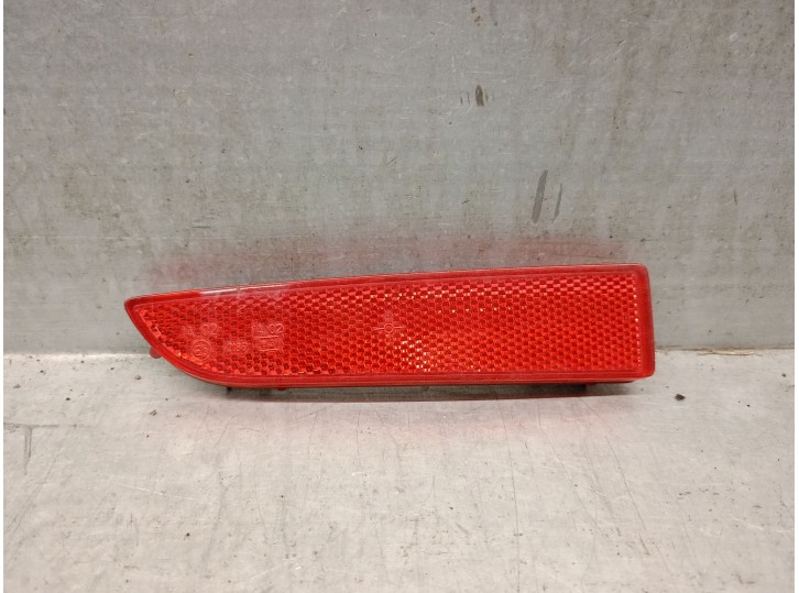 Recambio de piloto trasero izquierdo paragolpes para fiat punto (188_) 1.9 jtd referencia OEM IAM 51718121SX 46834771 