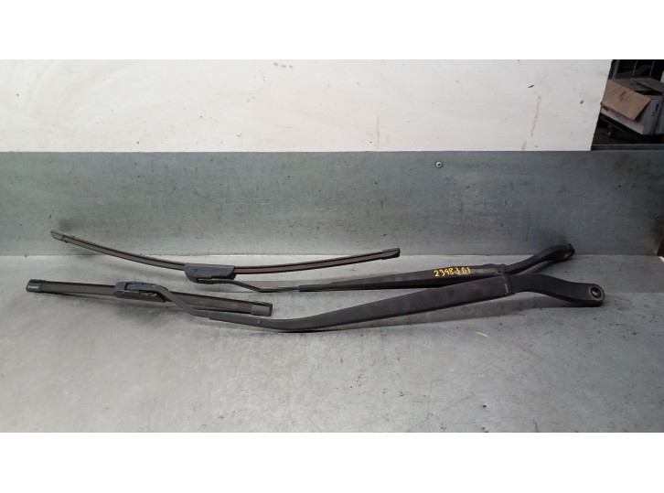 Recambio de brazo limpia delantero derecho para opel antara a (l07) 2.2 cdti referencia OEM IAM 25911767 4814042 