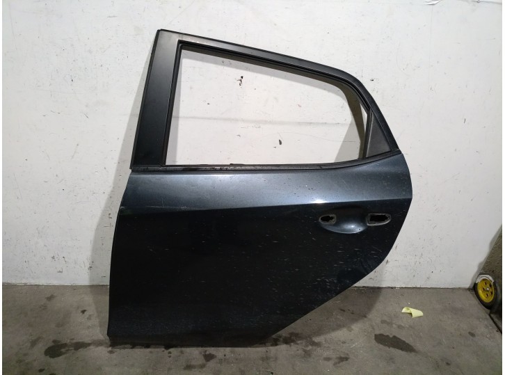 Recambio de puerta trasera izquierda para mazda 2 lim. (de) 1.5 16v cat referencia OEM IAM ZY 