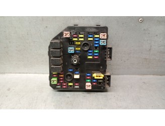 Recambio de caja reles / fusibles para opel antara a (l07) 2.2 cdti referencia OEM IAM 95137841  