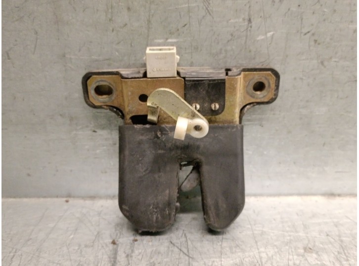 Recambio de cerradura maletero / porton para seat toledo (1m2) 1.9 tdi referencia OEM IAM 8D5827505D 6L6827505A9B9 