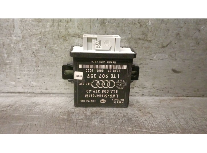 Recambio de centralita luces para volkswagen golf v berlina (1k1) 2.0 tdi referencia OEM IAM 1T0907357 