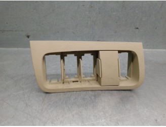 Recambio de moldura para hyundai sonata v (nf) 2.0 crdi referencia OEM IAM 933103K510V2 933103K510V2 