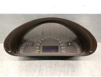 Recambio de cuadro instrumentos para mercedes-benz clase c (w203) berlina 32 amg (203.065) referencia OEM IAM A2035400711 A20354