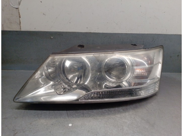 Recambio de faro izquierdo para hyundai sonata v (nf) 2.0 crdi referencia OEM IAM 921013K520 921013K520 