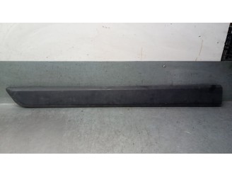 Recambio de molduras delanteras para peugeot bipper tepee 1.3 hdi 80 referencia OEM IAM 1308832070 8545GZ 