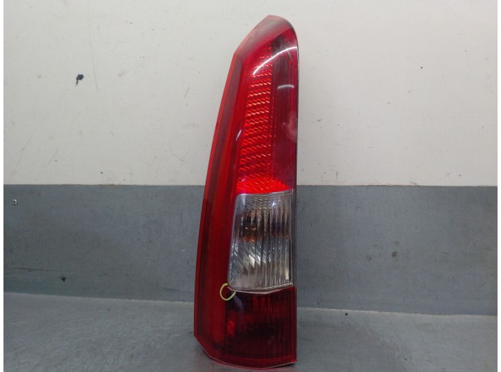 Recambio de piloto trasero izquierdo para volvo v70 familiar 2.4 cat referencia OEM IAM 9154493 9483688 