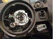 Recambio de faro derecho para volvo v70 familiar 2.4 cat referencia OEM IAM 8693548 8693572 