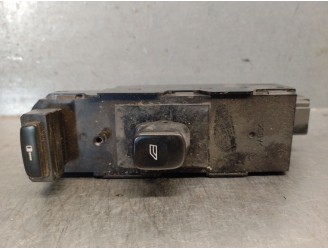 Recambio de mando elevalunas delantero derecho para volvo v70 familiar 2.4 cat referencia OEM IAM 30658147 30658117 