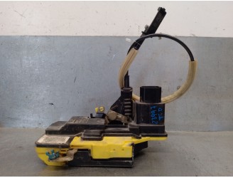 Recambio de cerradura puerta trasera derecha para volvo v70 familiar 2.4 cat referencia OEM IAM 30634624 30699757 